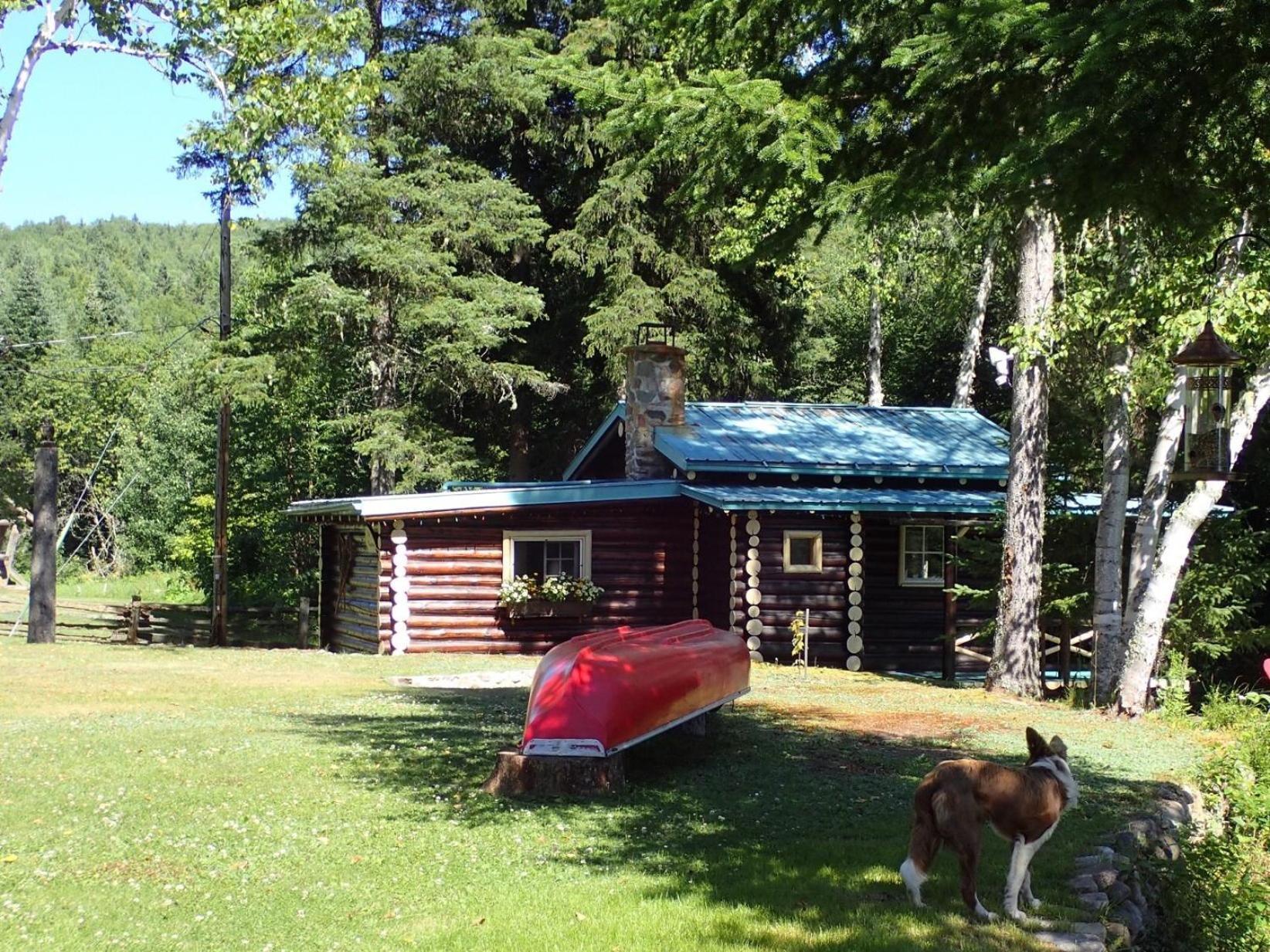 Domaine Le Bostonnais - Le Village En Bois Rond La Tuque Rom bilde