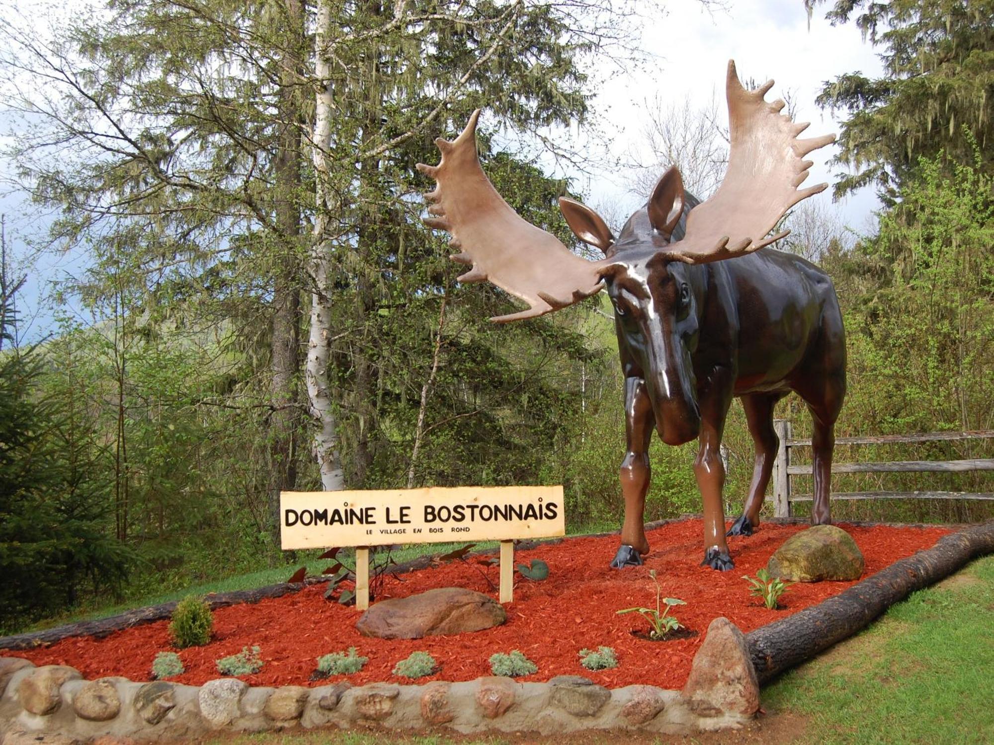 Domaine Le Bostonnais - Le Village En Bois Rond La Tuque Eksteriør bilde
